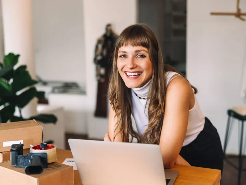 Ecommerce phone answering service with UK-based virtual receptionists handling retail orders payment processing and customer calls 24/7