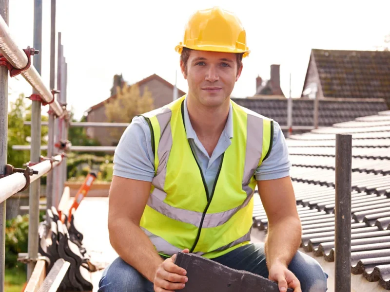 Roofing answering service with UK-based virtual receptionists handling emergency roof repairs leak callouts and job enquiries 24/7