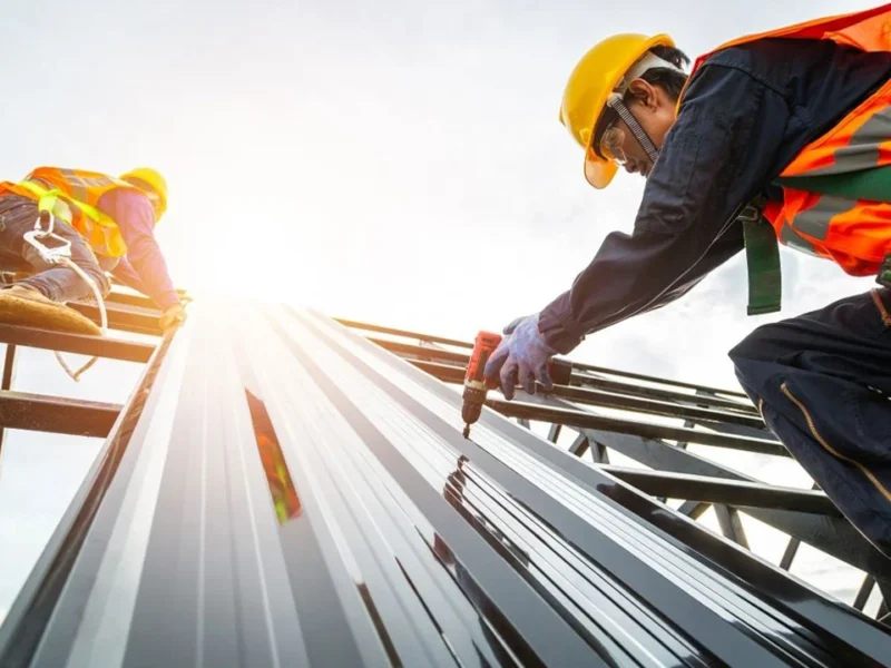 Roofing answering service with UK-based virtual receptionists handling emergency roof repairs leak callouts and job enquiries 24/7